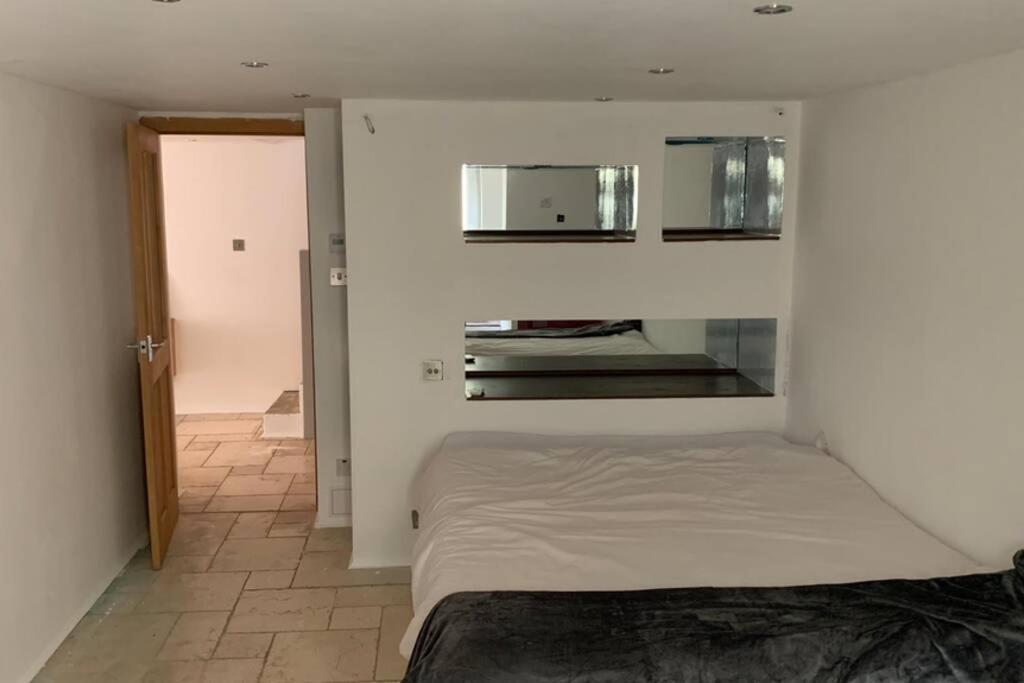 Spacious With Spectacular Views And Private Garden Villa Buxton  Eksteriør billede
