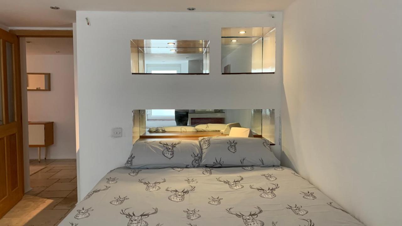 Spacious With Spectacular Views And Private Garden Villa Buxton  Eksteriør billede