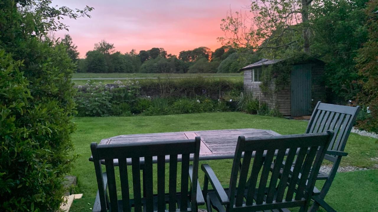 Spacious With Spectacular Views And Private Garden Villa Buxton  Eksteriør billede